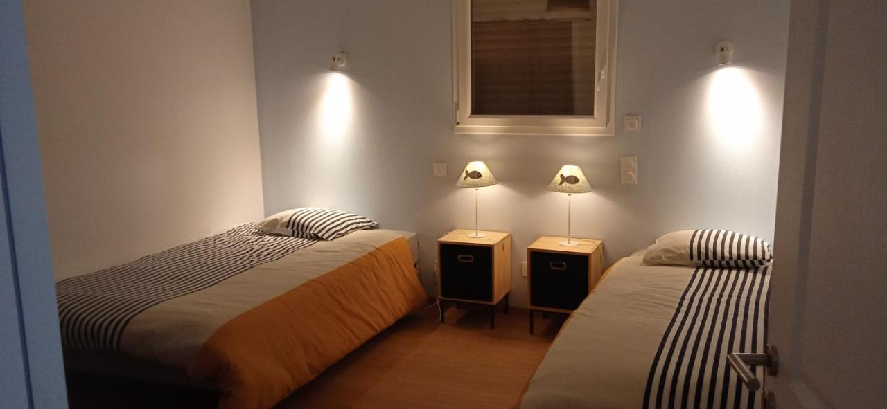Maison De La Plage Des Amiets Cleder ภายนอก รูปภาพ